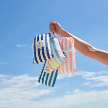 Cargar imagen en el visor de la galería, Toalla - Secado rápido - Azul y verde rayas