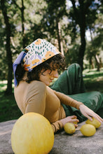 Cargar imagen en el visor de la galería, Pañuelo - Amapolas - ARDE