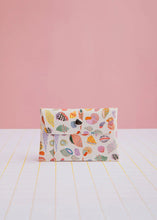 Cargar imagen en el visor de la galería, Tarjetero - Conchas beige