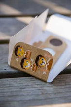 Cargar imagen en el visor de la galería, KIT MAQUILLAJE 3 COLORES León & Jirafa