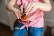 Cargar imagen en el visor de la galería, POLVOS BRILLANTES + PINCEL MÁGICO