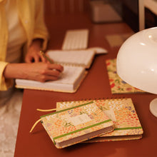 Cargar imagen en el visor de la galería, Agenda escolar 25/26- Día página - Bloom