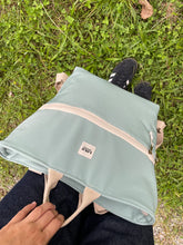 Cargar imagen en el visor de la galería, Mochila lolo - Verde menta
