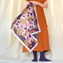 Cargar imagen en el visor de la galería, Pañuelo - Higos