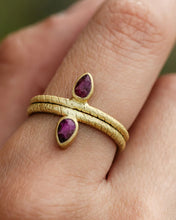 Cargar imagen en el visor de la galería, Vurma - Anillo - Isora Rubi