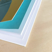 Cargar imagen en el visor de la galería, Libreta cosida- Bolsillo con flores