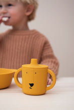 Cargar imagen en el visor de la galería, LION - Taza silicona