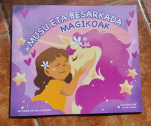 Cargar imagen en el visor de la galería, Liburuak - Musuak eta besarkada magikoak