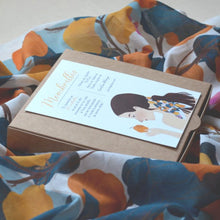 Cargar imagen en el visor de la galería, Pañuelo - Membrillos