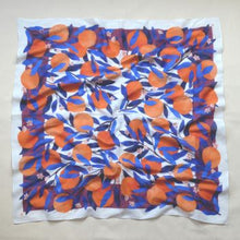 Cargar imagen en el visor de la galería, Pañuelo - Naranjas
