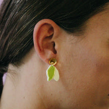 Cargar imagen en el visor de la galería, Mr. Laspiur - Pendientes MILIA lima