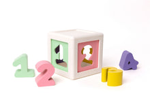 Cargar imagen en el visor de la galería, Kuby - Juguete formas y números