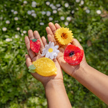 Cargar imagen en el visor de la galería, Pinza de pelo - Amapola roja