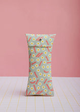 Cargar imagen en el visor de la galería, Funda de gafas - Huevos bacon mint - Ecke