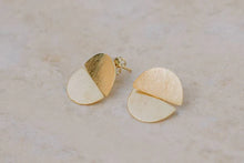 Cargar imagen en el visor de la galería, Vurma - Pendientes - Lunar