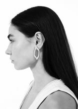 Cargar imagen en el visor de la galería, Pendientes - Nour
