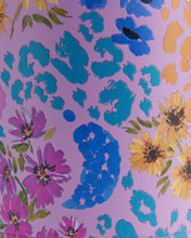 Cargar imagen en el visor de la galería, Botella reutilizable - Leopard Blossom Water Bottle 500ml
