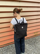 Cargar imagen en el visor de la galería, Mochila lolo - Negro
