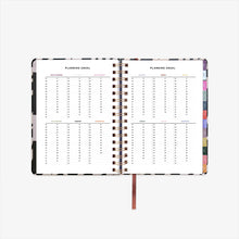 Cargar imagen en el visor de la galería, Agenda Escolar 25-26 - Semana vista - Black white
