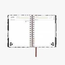 Cargar imagen en el visor de la galería, Agenda escolar 25/26 - Día página - Noir
