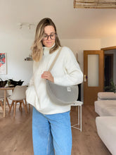 Cargar imagen en el visor de la galería, Bolso Moon - Lolo pelota
