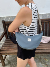 Cargar imagen en el visor de la galería, Bolso moon lolo - Azul grisaceo
