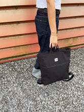 Cargar imagen en el visor de la galería, Mochila lolo - Negro
