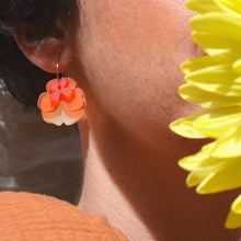 Cargar imagen en el visor de la galería, Pendientes - Pensamiento beige
