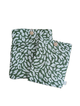 Cargar imagen en el visor de la galería, Funda de libro - Leopardo Kaki
